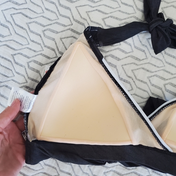 FREE ADD ON lle Moorea Printed Bathing Suit Top Size Medium - Picture 7 of 8